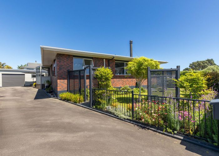  at 38 Wairau Road, Oakura