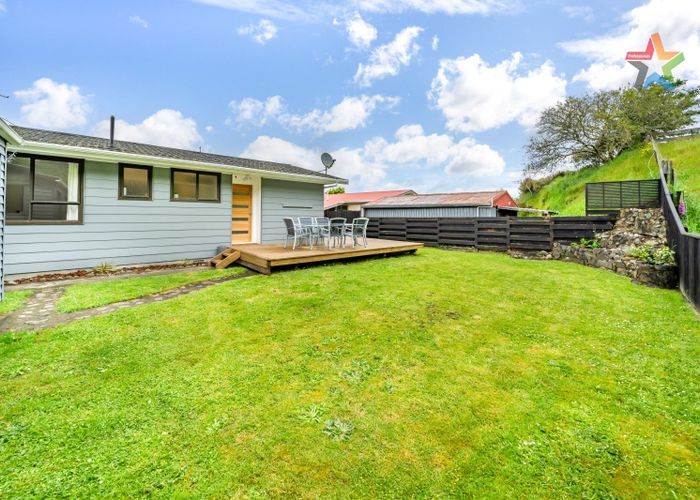  at 43B Hartford Crescent, Totara Park, Upper Hutt