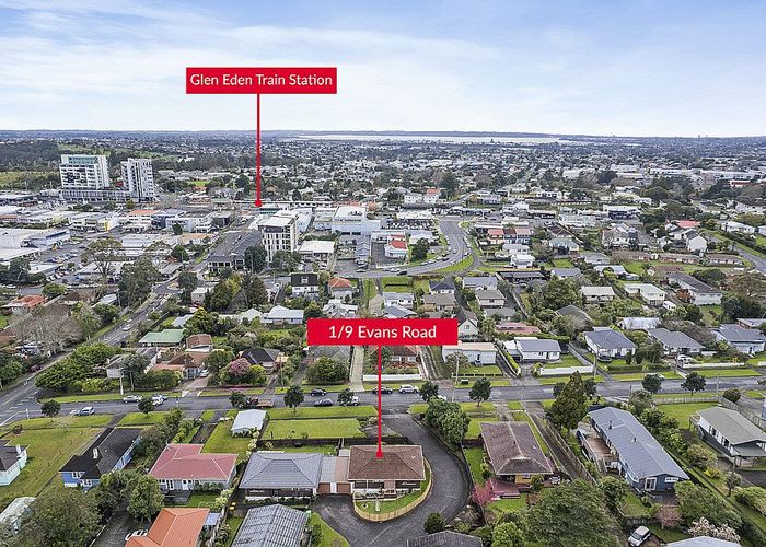  at 1/9 Evans Road, Glen Eden, Auckland