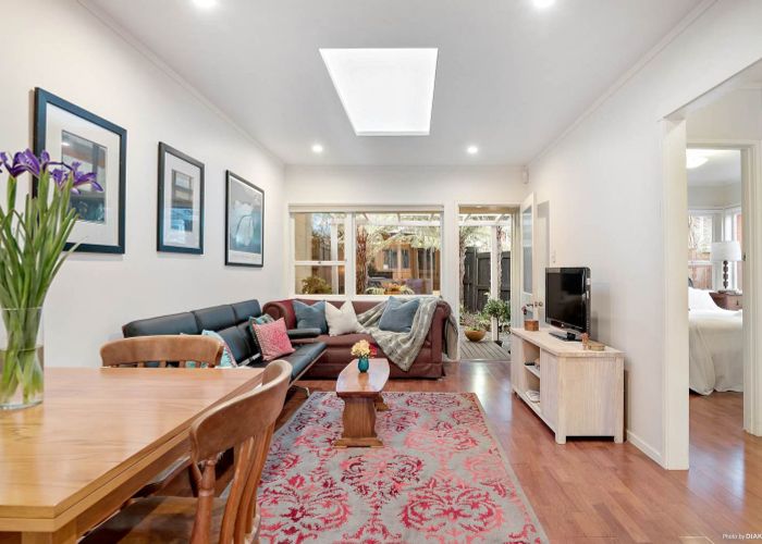  at 3/30 Atarangi Road, Greenlane, Auckland City, Auckland