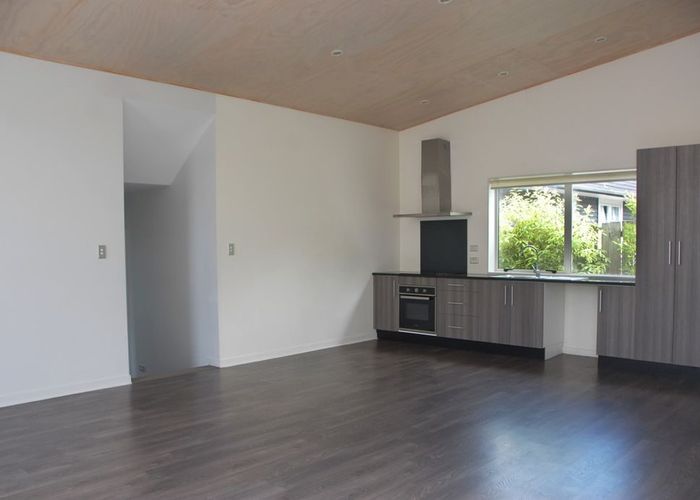  at 559B Glenfield Road, Glenfield, North Shore City, Auckland
