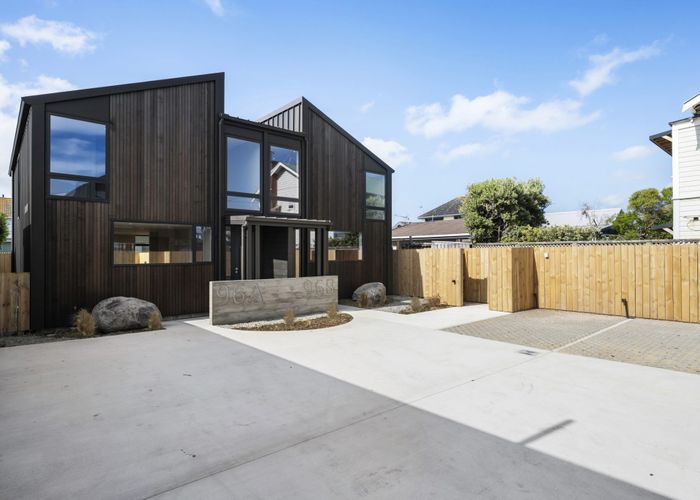  at 96B Apu Crescent, Lyall Bay, Wellington, Wellington
