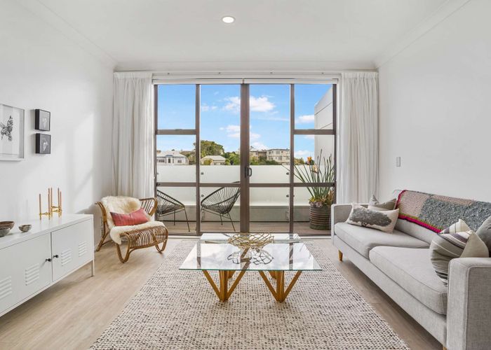  at 305/3 Morningside Drive, Morningside, Auckland City, Auckland