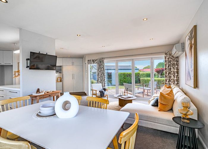  at 15 Bucknell Street, Sockburn, Christchurch City, Canterbury