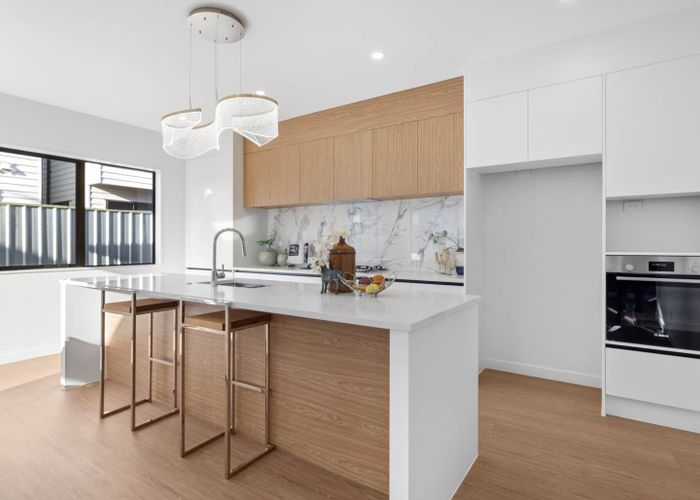  at 18C Domain Road, Weymouth, Manukau City, Auckland