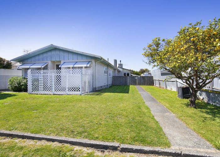 Free property data for 1/73 Clarence Cox Crescent, Pirimai, Napier