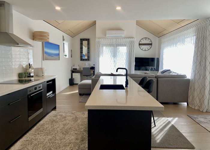  at 1/1050 Colombo Street, St. Albans, Christchurch City, Canterbury