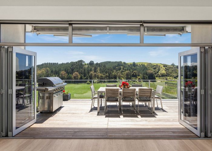  at 81 Hill Road, Bay View, Napier
