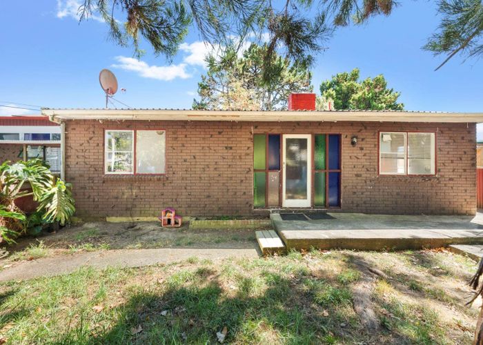  at 99 Seabrook Avenue, New Lynn, Waitakere City, Auckland