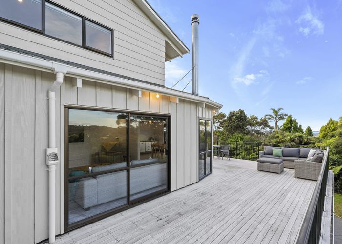  at 760 West Coast Road, Oratia, Auckland
