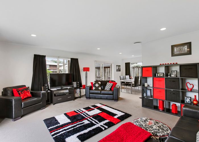  at 9/55 Mountain Road, Mangere Bridge, Auckland