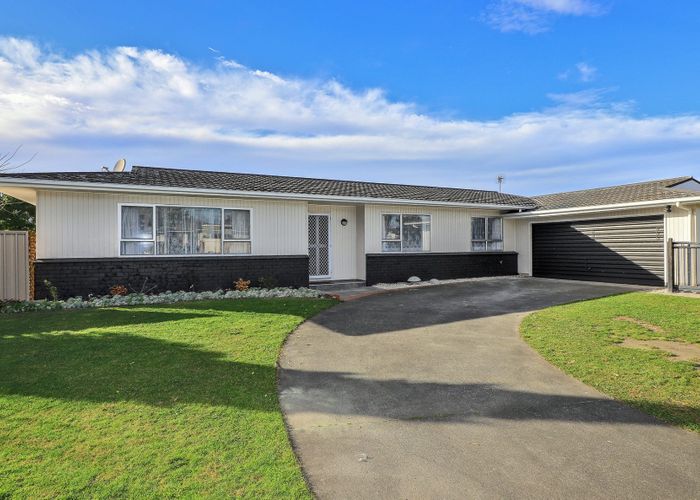  at 32 Konini Crescent, Pirimai, Napier