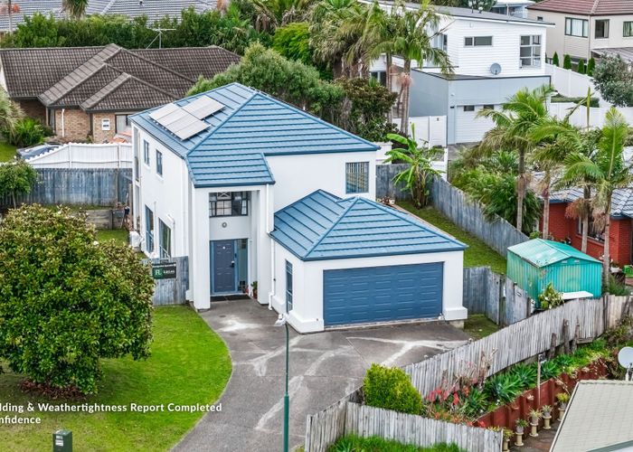  at 12 Roy Maloney Drive, Henderson, Waitakere City, Auckland