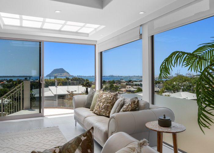  at 3 Seaview Road, Otumoetai, Tauranga, Bay Of Plenty