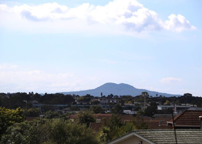  at 50A Lewisham Street, Highland Park, Auckland