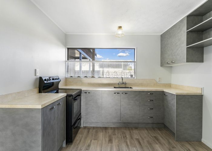  at 22B Kingswood Road, Papatoetoe, Manukau City, Auckland
