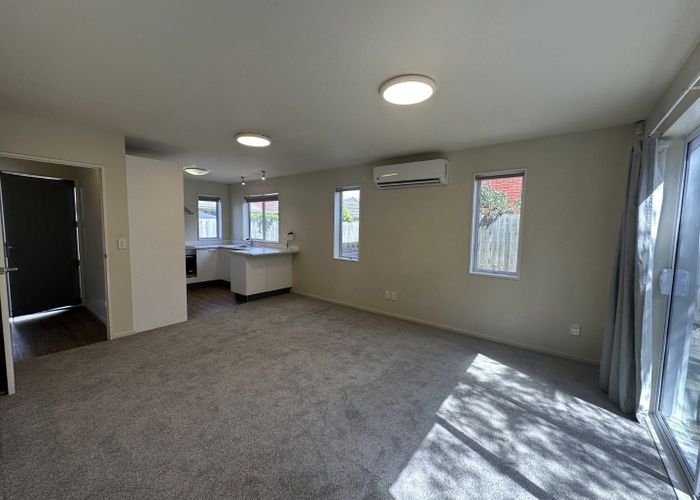  at 2/672 Ferry Road, Woolston, Christchurch City, Canterbury