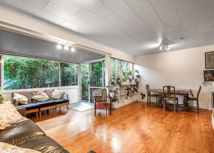  at 6 Kingsway Avenue, Sandringham, Auckland City, Auckland