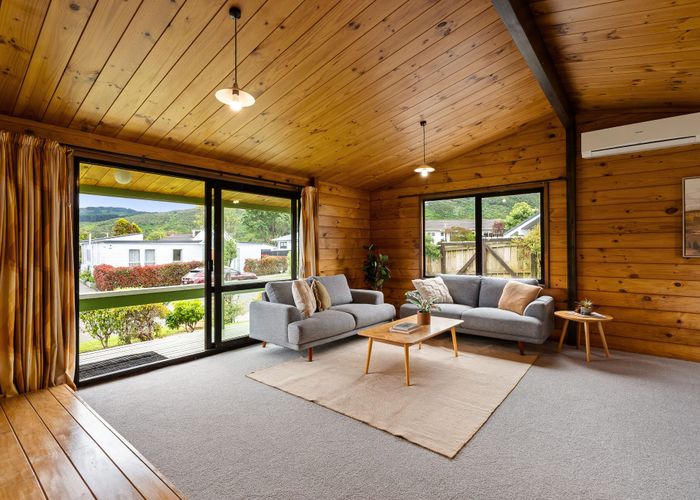  at 19 John Witton  Drive, Crofton Downs, Wellington, Wellington