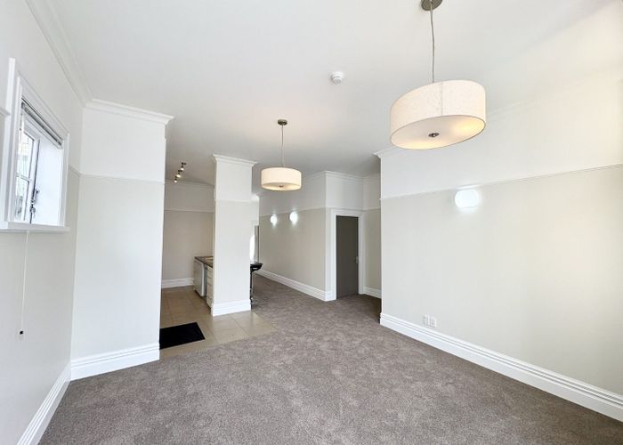  at 330 Downstairs Tinakori Road, Thorndon, Wellington, Wellington