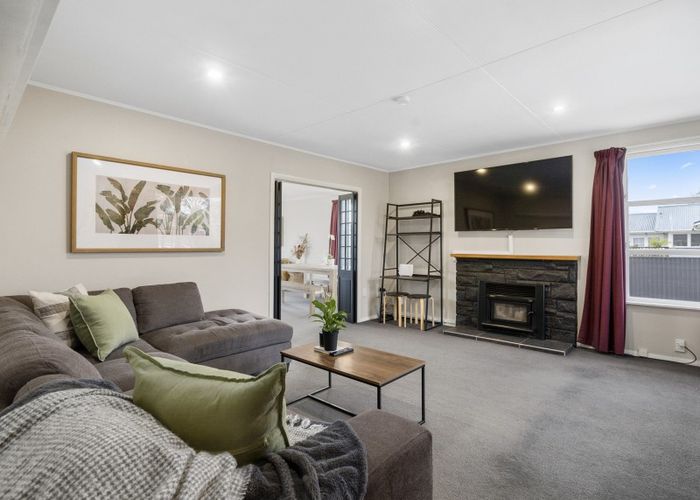  at 53 Holdsworth Avenue, Milson, Palmerston North