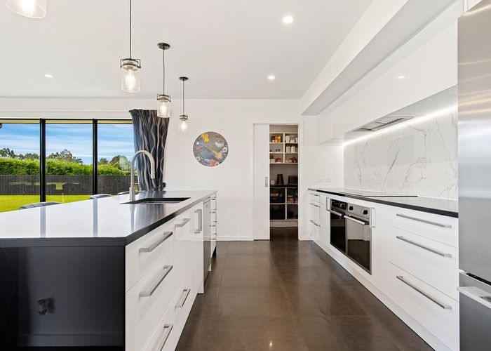 at 29 Braeburn Crescent , Swannanoa, Mandeville North