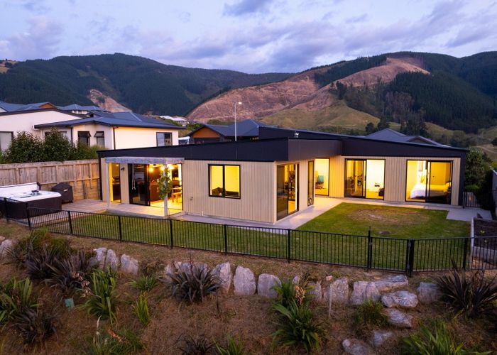  at 32 Huntaway Close, Stoke, Nelson, Nelson / Tasman