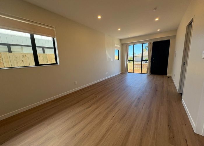  at 14C Stewart Gibson Place, The Gardens, Manukau City, Auckland