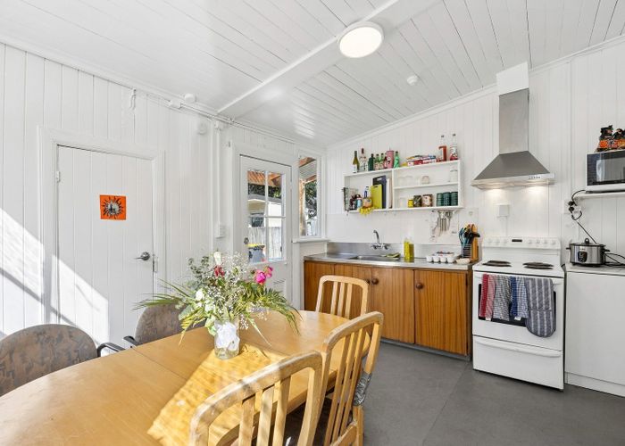  at 39 Clyde Street, North Dunedin, Dunedin, Otago