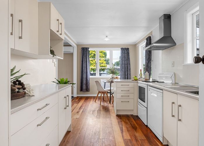  at 13 Nixon Street, Hamilton East, Hamilton, Waikato