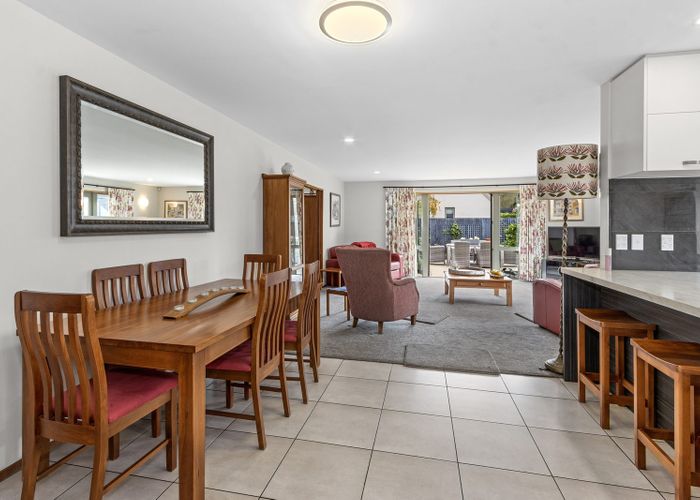  at 33 Crofton Road, Harewood, Christchurch City, Canterbury