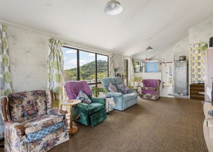  at 33 Dingadee Street, Welcome Bay, Tauranga