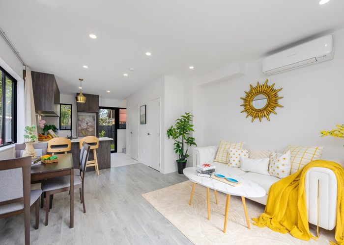  at 4/12 Highbury Street, Avondale, Auckland City, Auckland