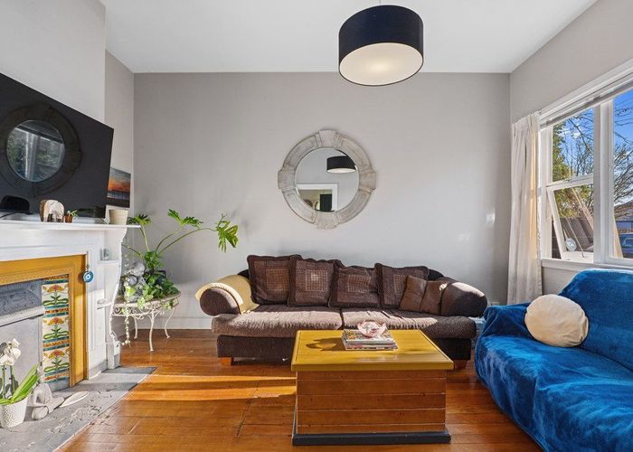  at 18 Olliviers Road, Phillipstown, Christchurch City, Canterbury