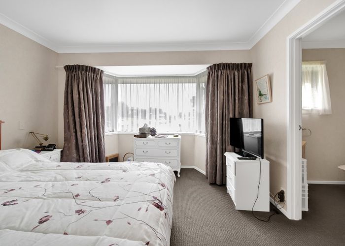  at 11 Ash Place, Whalers Gate, New Plymouth