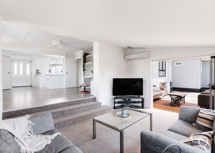  at 22 Queen Road, Bellevue, Tauranga