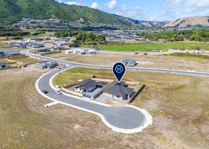  at 8 Kiwi Pukupuku Close, Waikanae, Kapiti Coast, Wellington