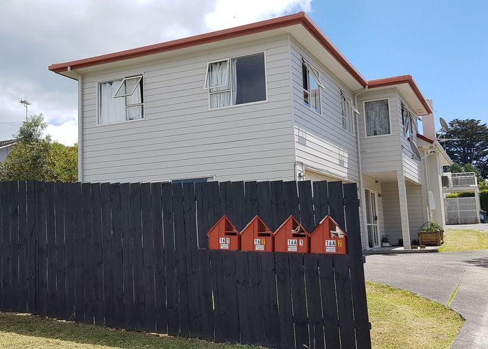  at 1/16 Kauri Glen Road, Northcote, North Shore City, Auckland
