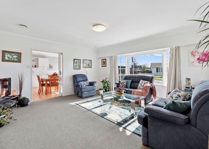  at 1/2 Magnolia Avenue, Papakura, Papakura, Auckland