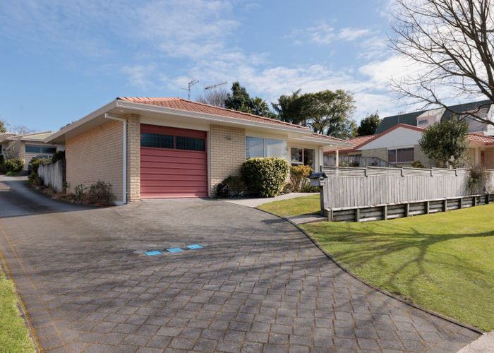  at 16A Churchill Road, Judea, Tauranga