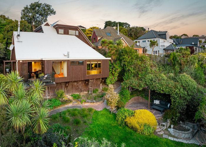  at 245 Cannon Hill Crescent, Mount Pleasant, Christchurch City, Canterbury