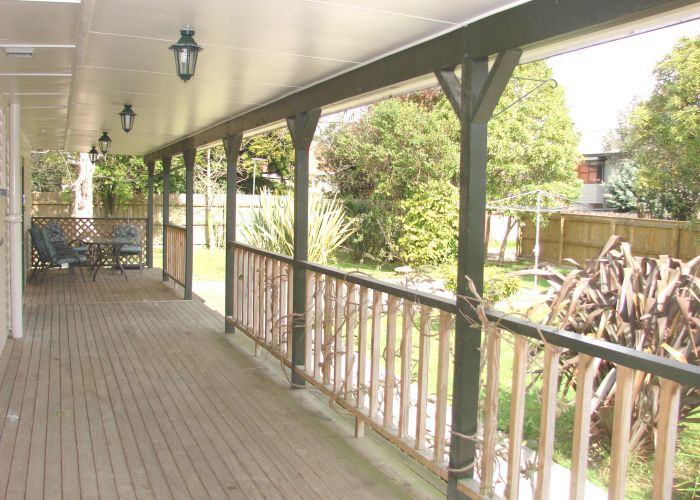  at 42 Summerhill Drive, Fitzherbert, Palmerston North