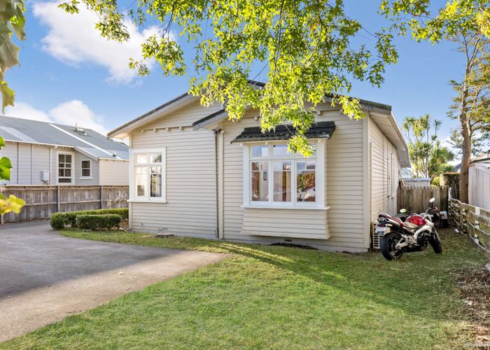  at 12 Powell Street, Avondale, Auckland