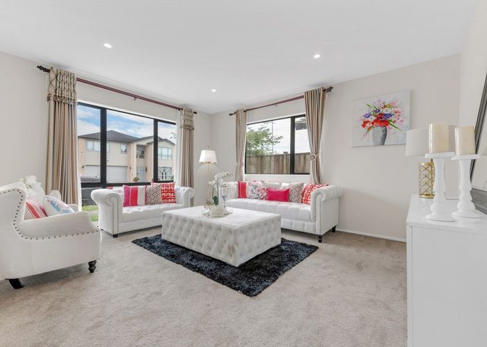  at 30 Rosewell Crescent, Flat Bush, Auckland