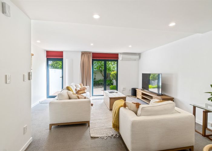  at 4/18 Rastrick Street, Merivale, Christchurch