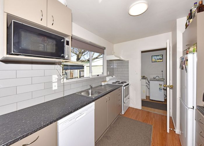  at 2/34 Marshall Street, Woolston, Christchurch