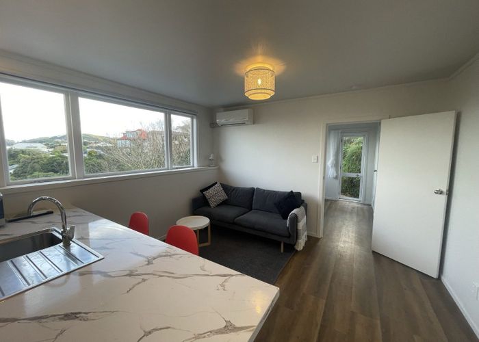  at Flat 3/12 Mataroa Avenue, Northland, Wellington, Wellington