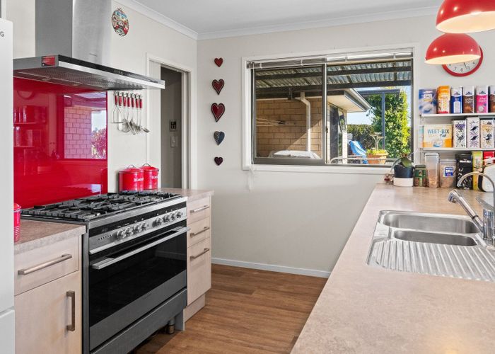  at 30 Mountain View Drive, Manakau, Otaki