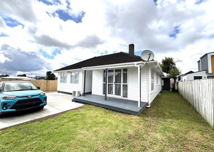  at 8 Peace Avenue, Mount Wellington, Auckland City, Auckland