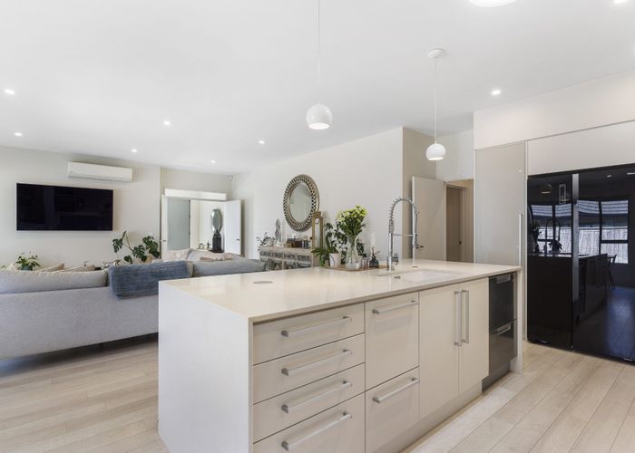  at 33 Kaiawa Street, Beachlands, Auckland